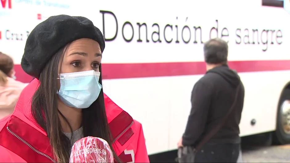Cruz Roja llama a donar sangre en Madrid para tener 