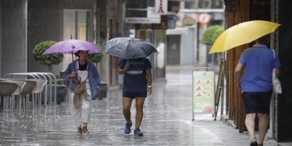 Una DANA obliga a avisos por tormentas fuertes en siete comunidades
