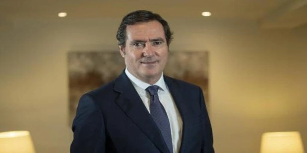 La CEOE apoya la prórroga de los ERTE tras incluir el Gobierno a comercio y hostelería