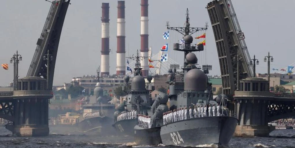 La Marina rusa inicia en el Pacífico maniobras navales a gran escala