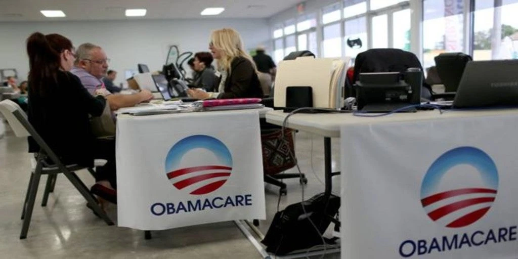 Biden inicia la batalla para salvar y expandir Obamacare, el plan de reforma sanitaria