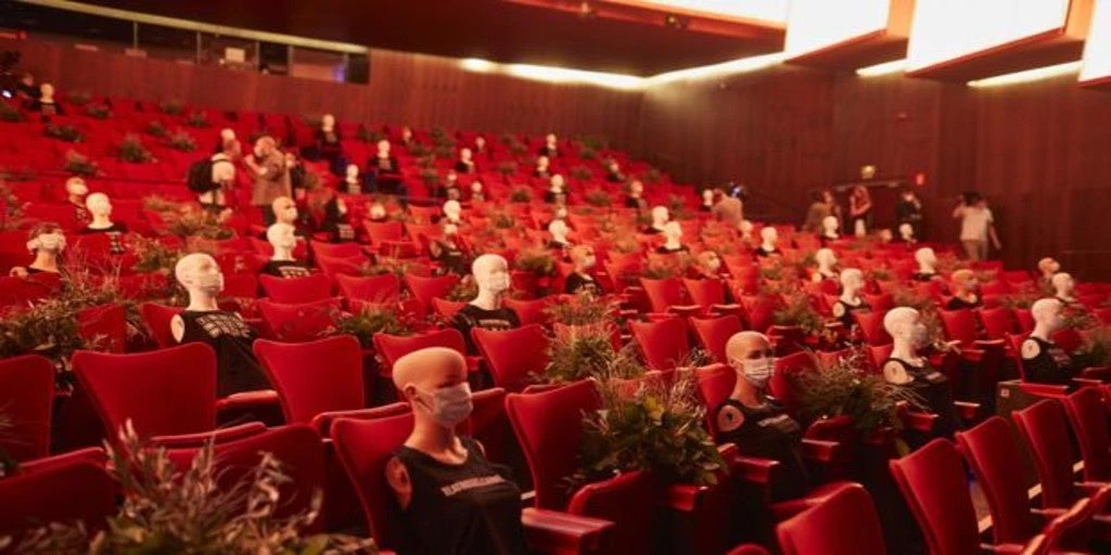 ¿Puedo entrar a Madrid para ir al teatro el sábado?