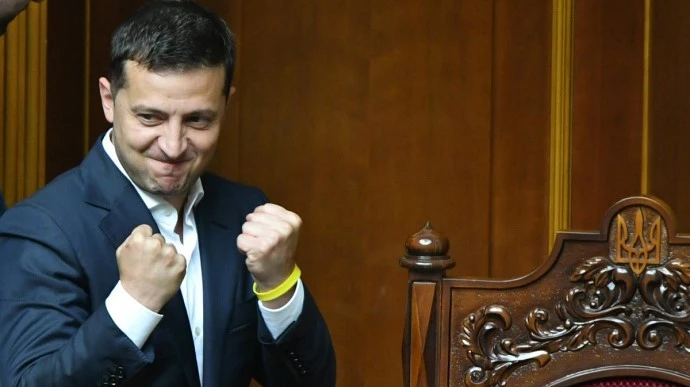 Зеленський радіє, що вчить правильну українську, а не як в Азарова