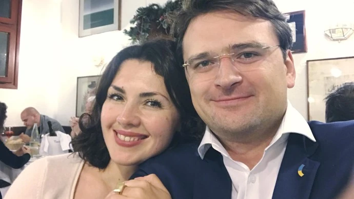 Дружина глави МЗС очолила список 