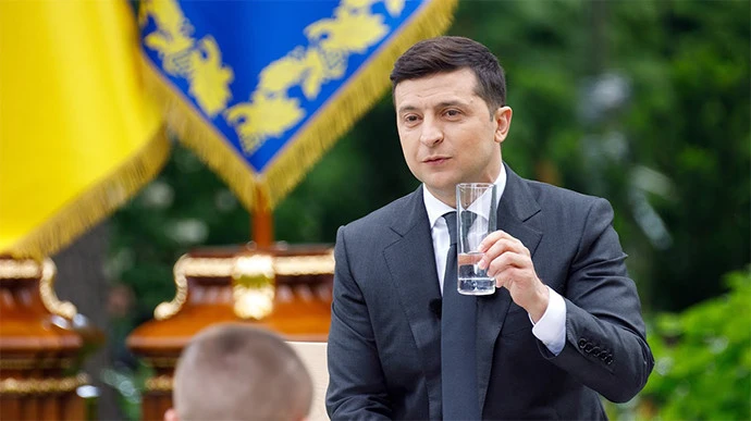 У президента хочуть повернутись до формату відеоблогів 