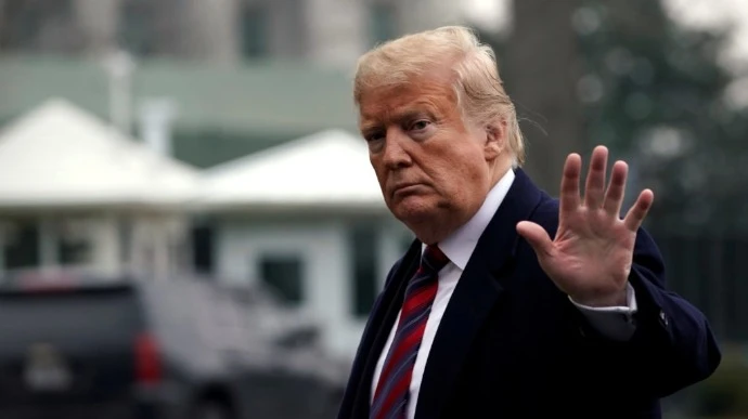 Трампа на всяк випадок відправили у медичний центр