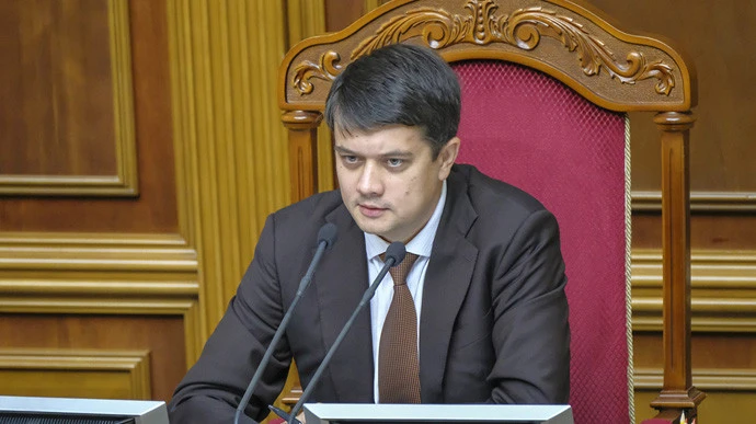 Разумков повідомив скільки людей у Раді підхопили COVID-19