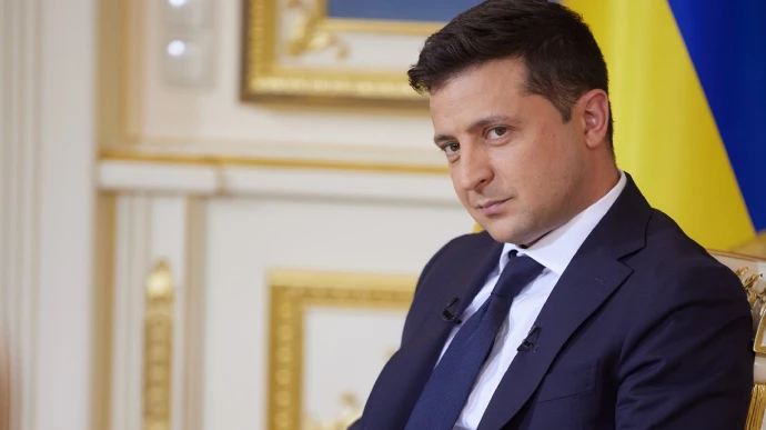 Новини 22 жовтня: інтерв’ю Зеленського, зарплати чиновників