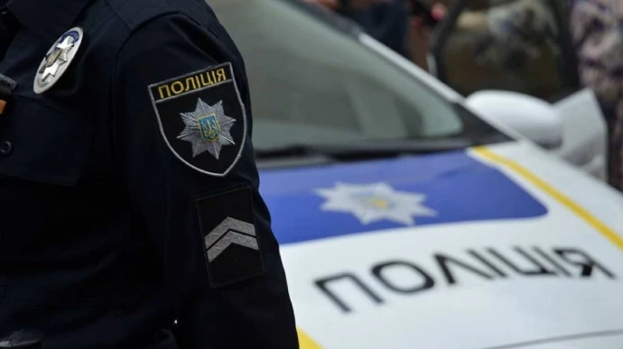 Біля Офісу президента затримали чоловіка з гранатою