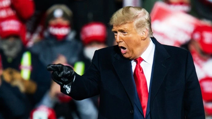Трамп вимагає зупинити підрахунок голосів