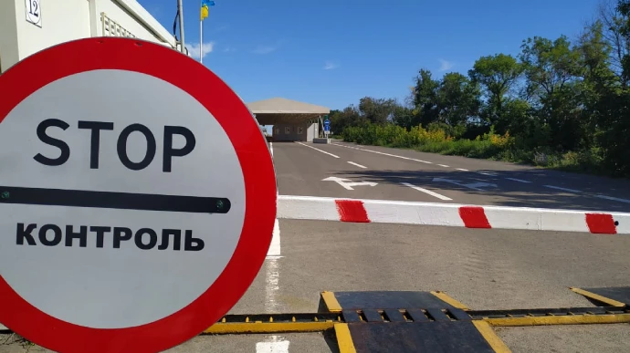 Командування ООС залишило обов'язкову самоізоляцію для тих, хто їде з ОРДЛО