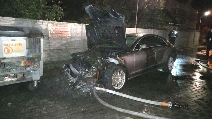 У Рівному підпалили авто кандидата до облради від 