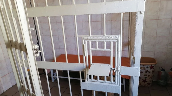 Мультиварки, теніс і тренажери: Мінюст покращив умови у СІЗО і в'язницях