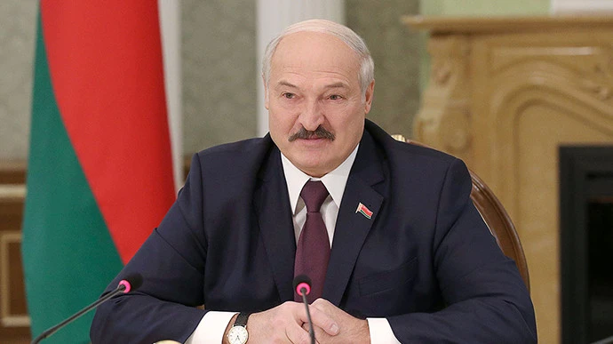 Лукашенко заявив, що через відкриття АЕС Білорусь стає ядерною державою