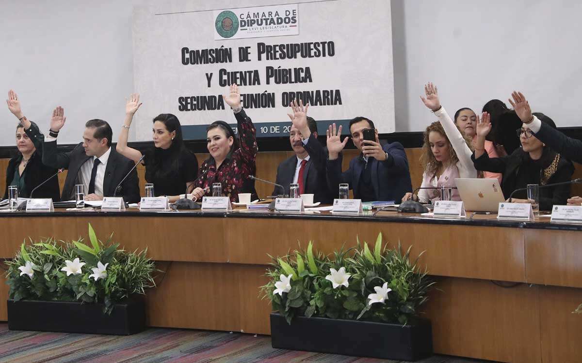 Comisión aprueba Presupuesto de Egresos con reasignación de 44 mil mdp