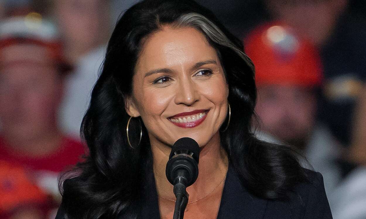 Trump elige a la excongresista demócrata Gabbard como directora de Inteligencia Nacional