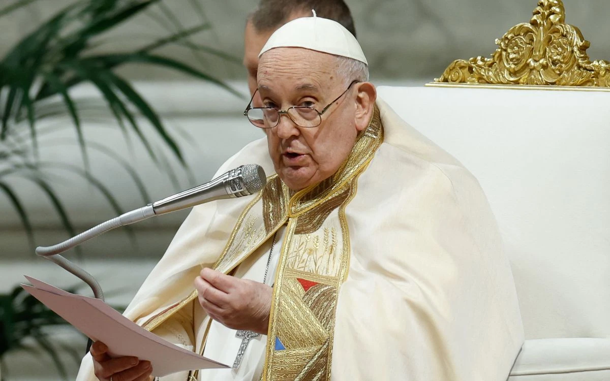 Semana Santa | El papa pide traer esperanza mientras soplan ‘tantos vientos de muerte’