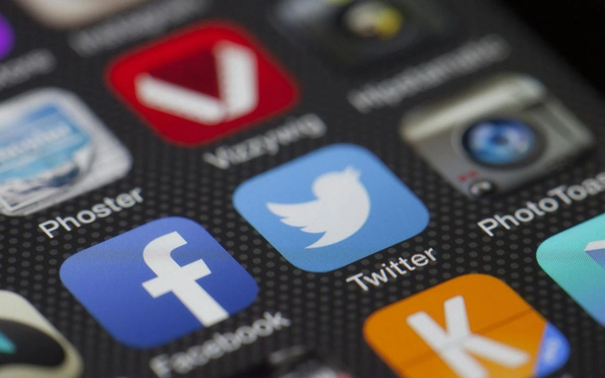 Los jóvenes con trastornos mentales usan las redes sociales de forma distinta a los otros