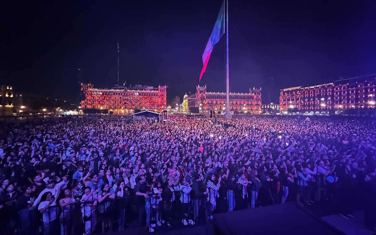 Bomba Estéreo reunió a más de 50 mil personas en el Zócalo: Gobierno CDMX