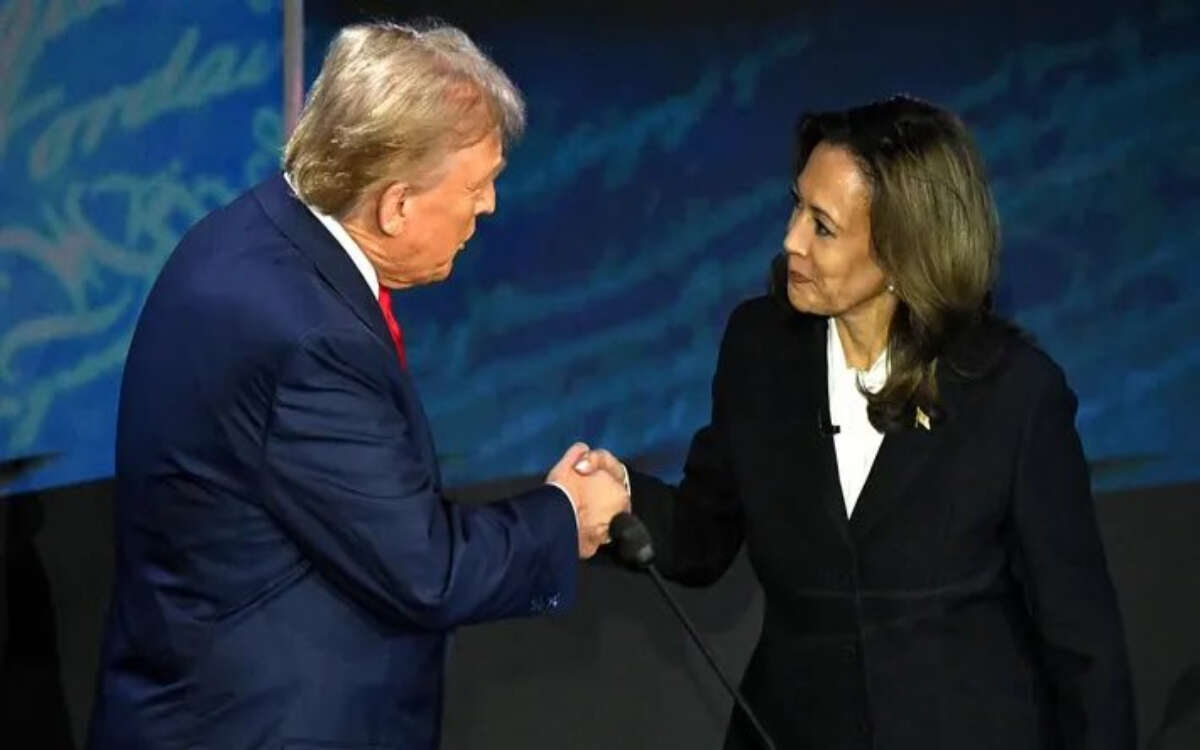 Felicita Kamala Harris, mediante llamada telefónica, a Donald Trump