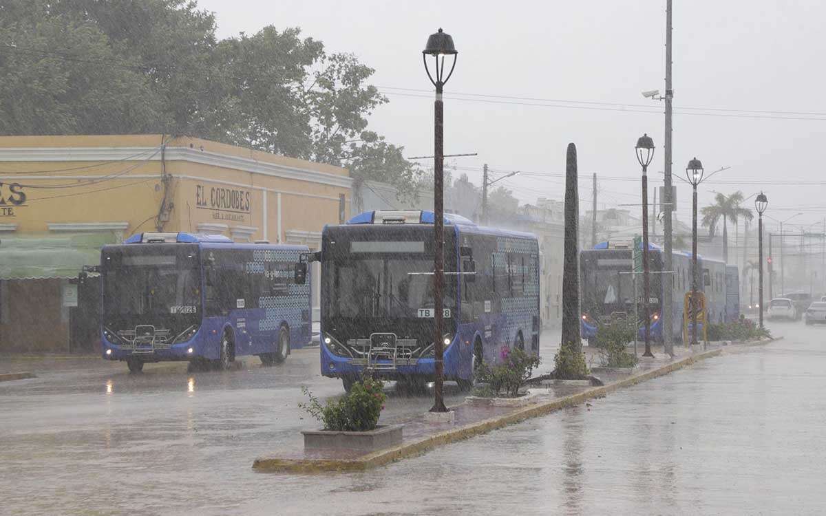 Frente frío 14 provocará lluvias torrenciales en cuatro estados