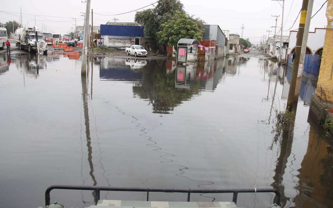 Desbordamiento de canal San Mateo Tezoquipan; Chalco inundado  y más municipios