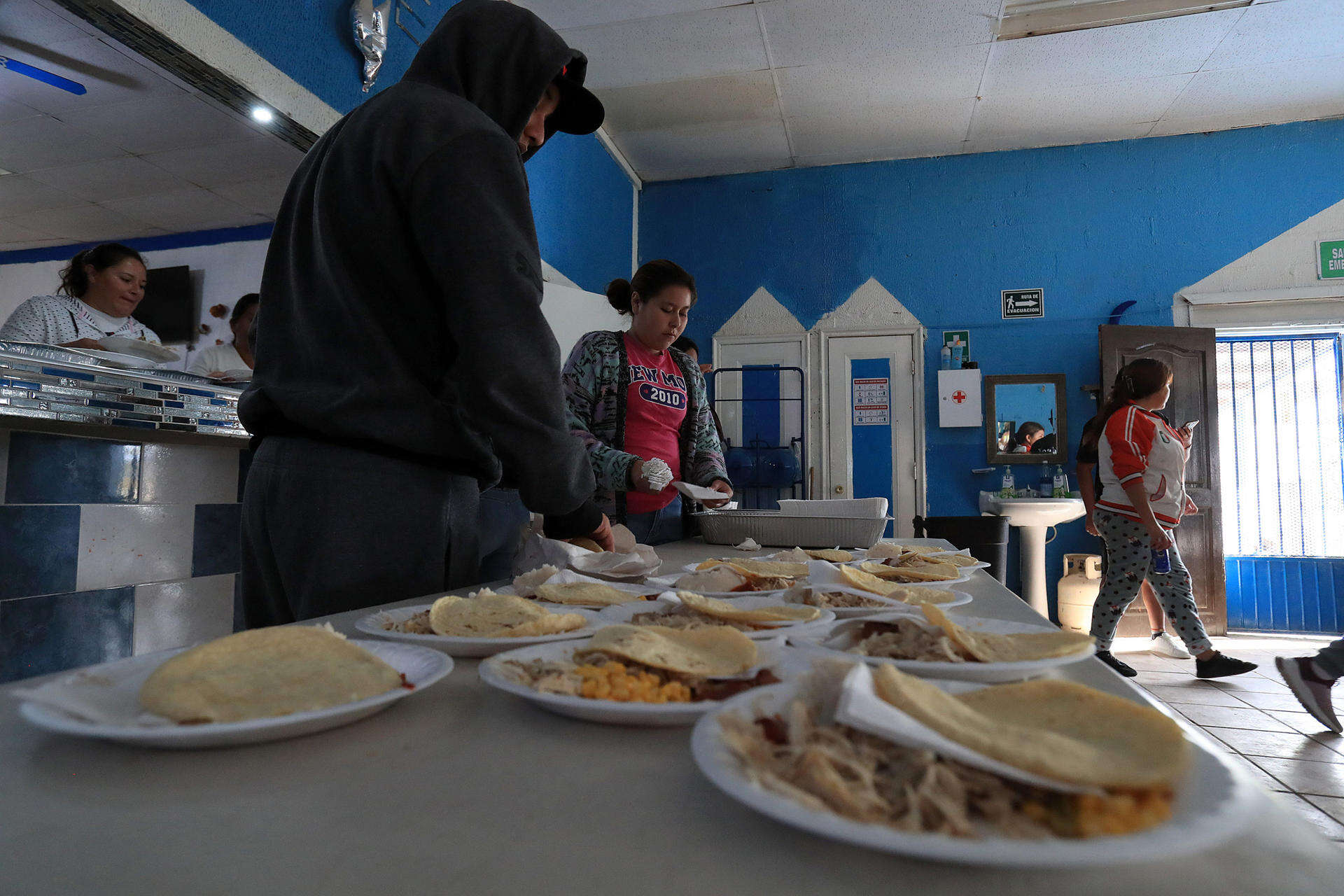 Celebran ‘Día de Acción de Gracias’ en albergue migrante en Ciudad Juárez