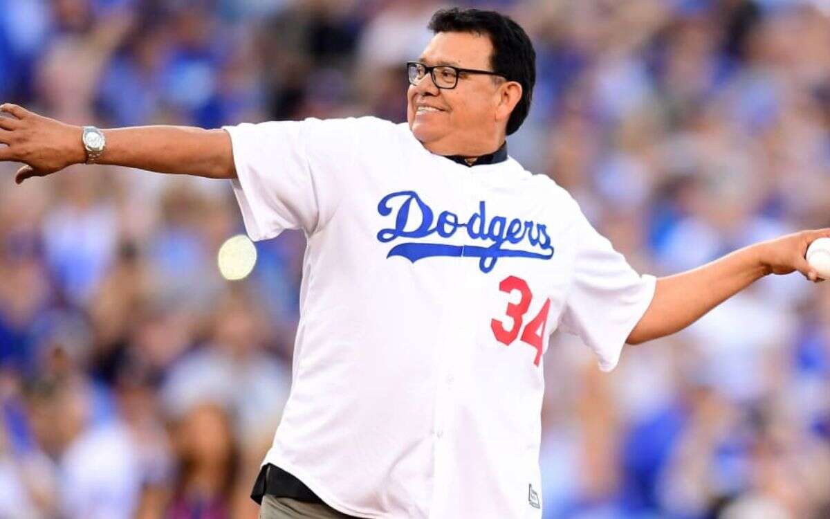 Julio César Chávez pide orar por la salud del legendario Fernando Valenzuela | Video