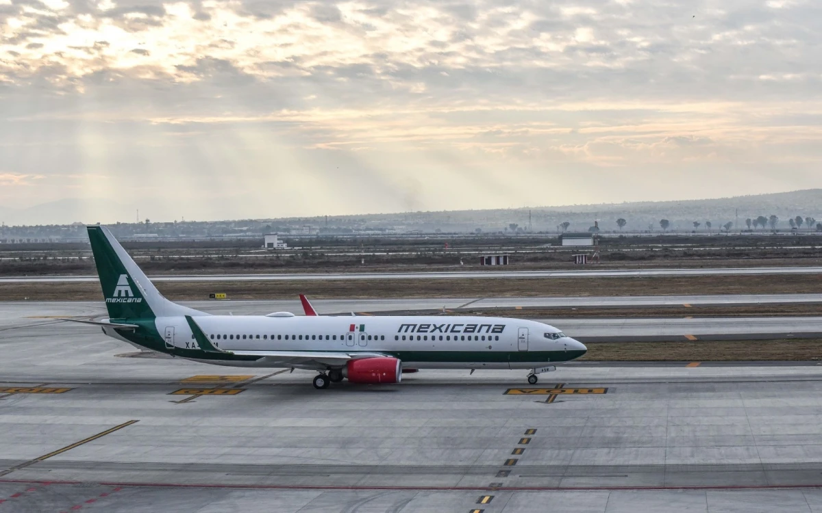 Pilotos piden al gobierno de Sheinbaum actuar con “urgencia” ante cancelación de vuelos por parte de EE.UU.