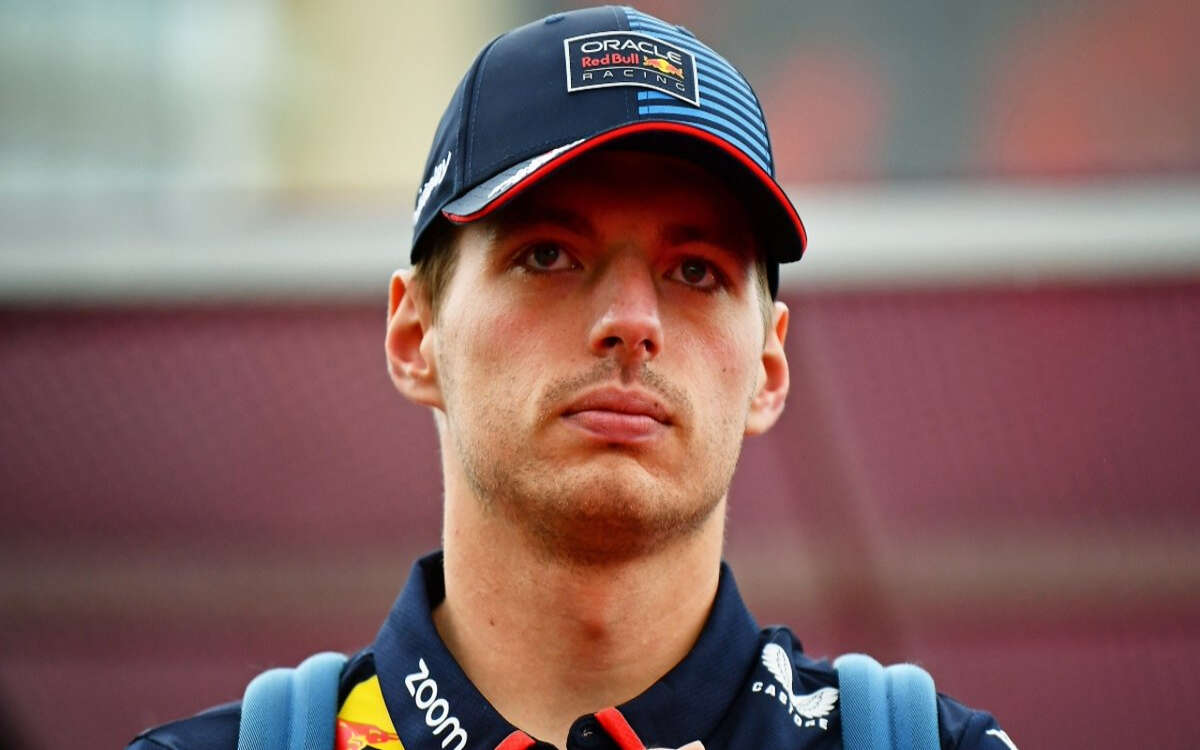 Molesta a Verstappen pedido de FIA para que pilotos eviten las palabrotas | Video