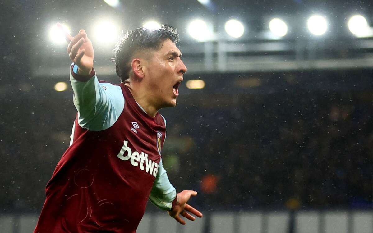 Video | Edson Álvarez se estrena como goleador en la Premier League