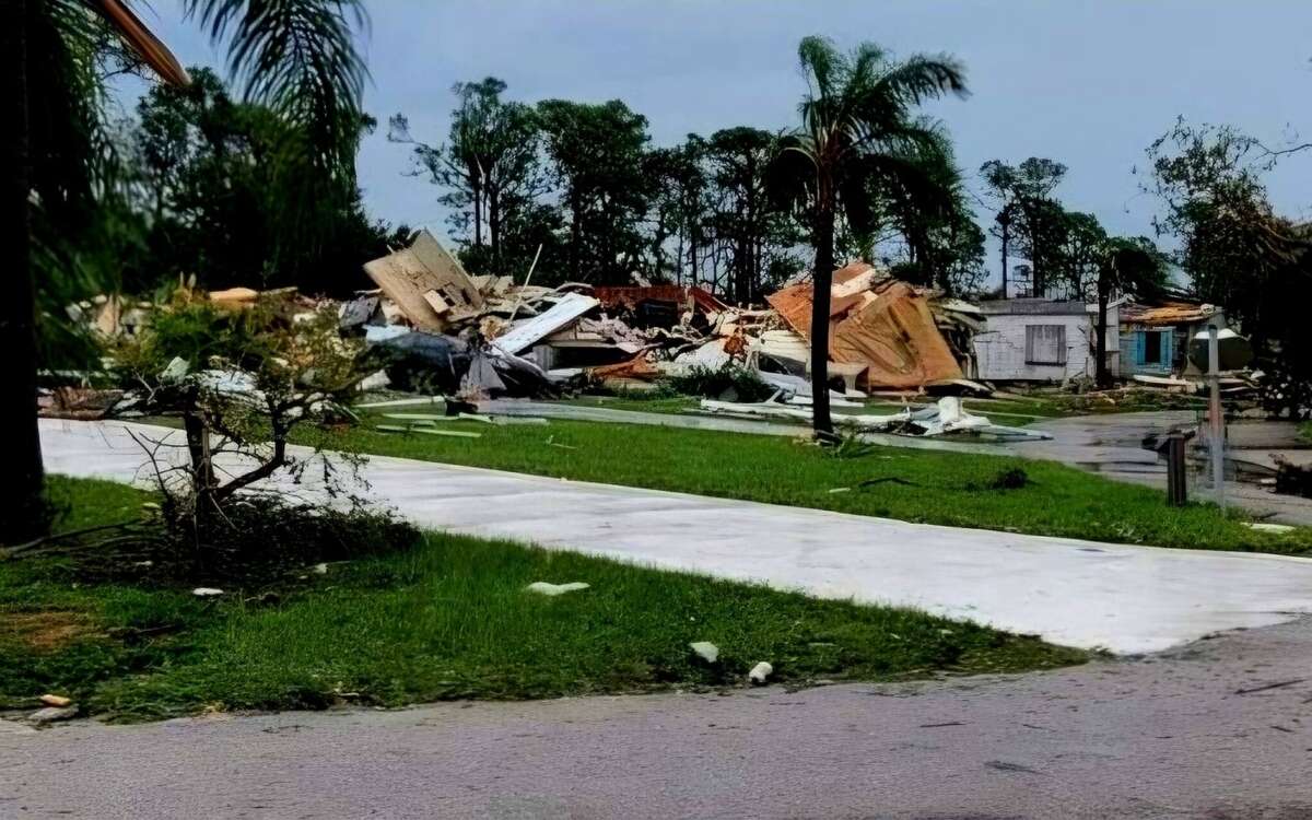 Reportan múltiples muertos por tornado en casa de retiro de Florida, antes de la llegada de Milton