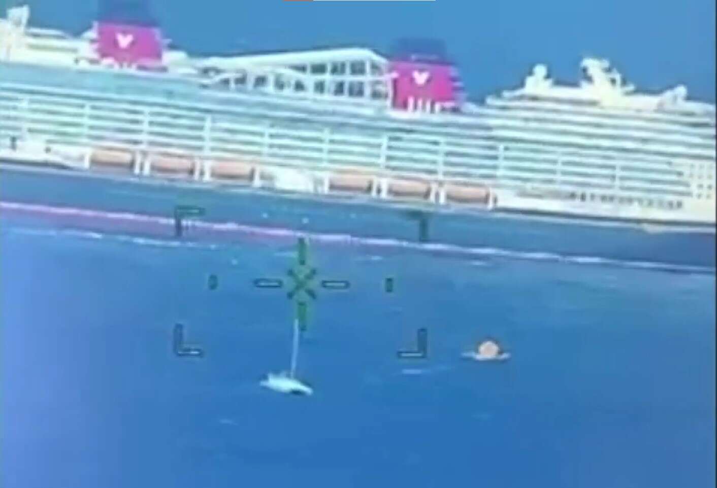 Crucero de Disney rescata a cuatro personas que pedían auxilio en Bermudas