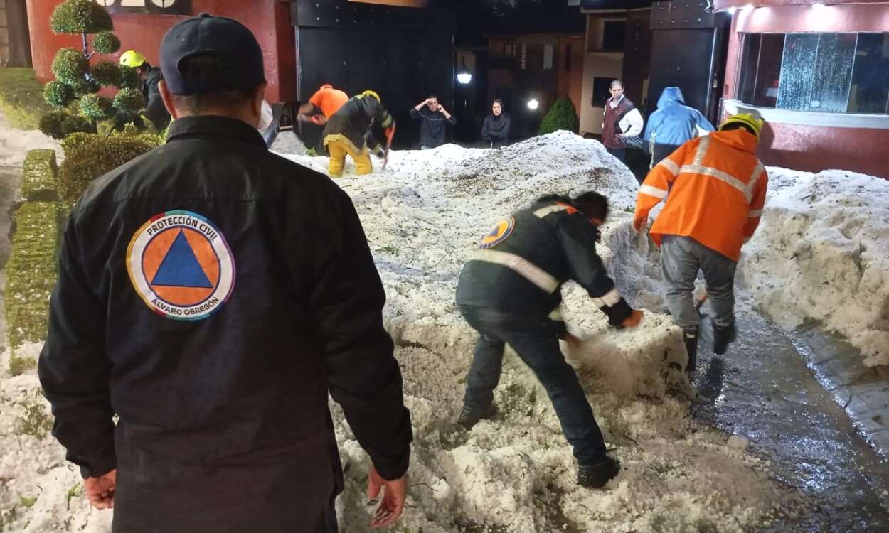 Videos | Fuerte granizada azota la Álvaro Obregón