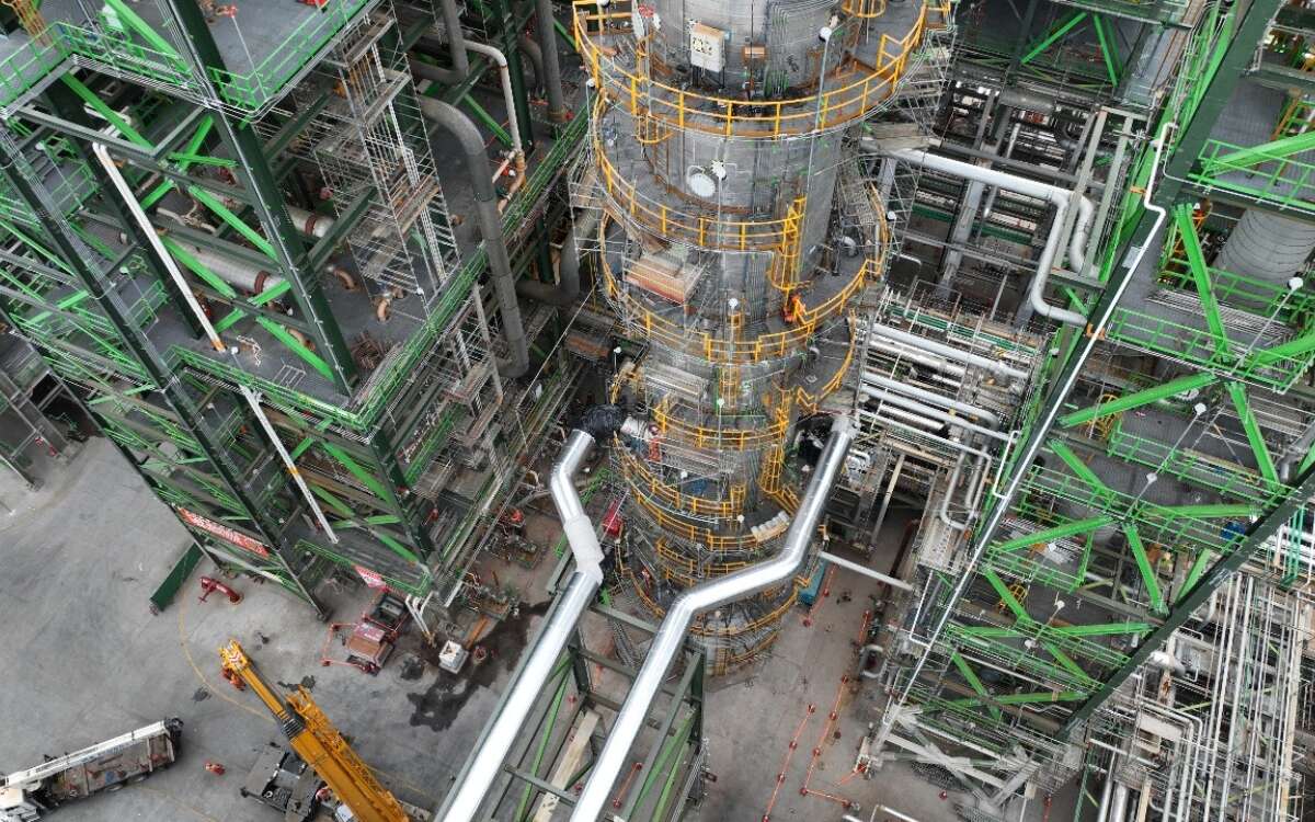 Inicia producción de hidrocarburos en Refinería Olmeca en Dos Bocas