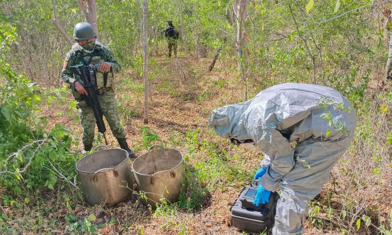 Ejército desmantela laboratorio de droga en Ensenada, Baja California