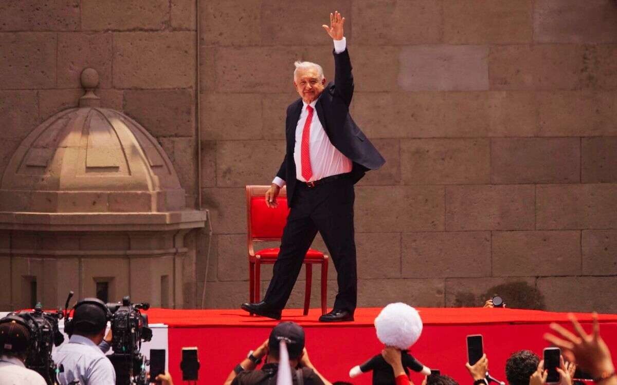 Último informe de AMLO fue una autocelebración sin límites y sin crítica: Ricardo Becerra | Video