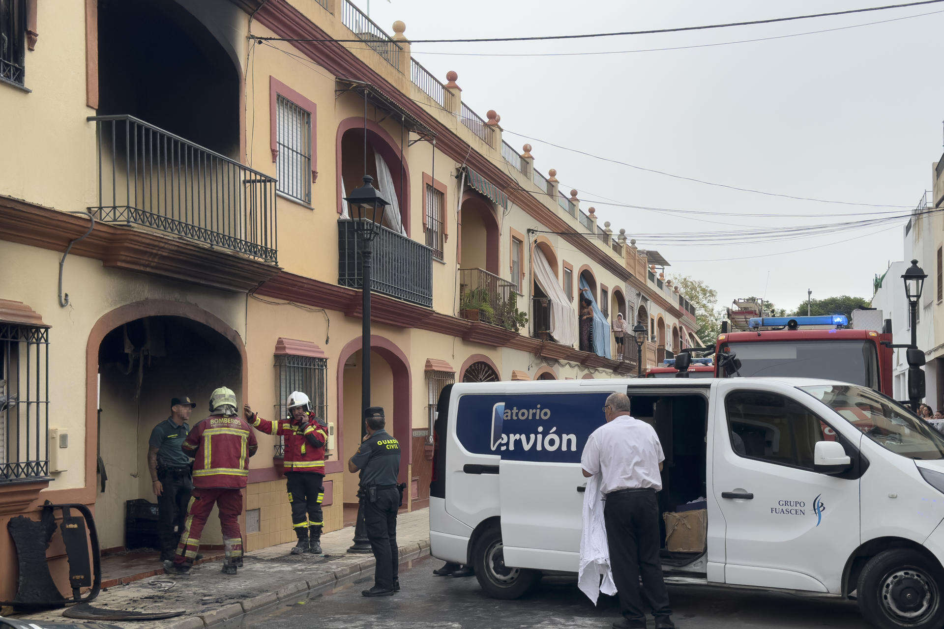 España | Batería de celular explota y provoca 4 muertos en un incendio