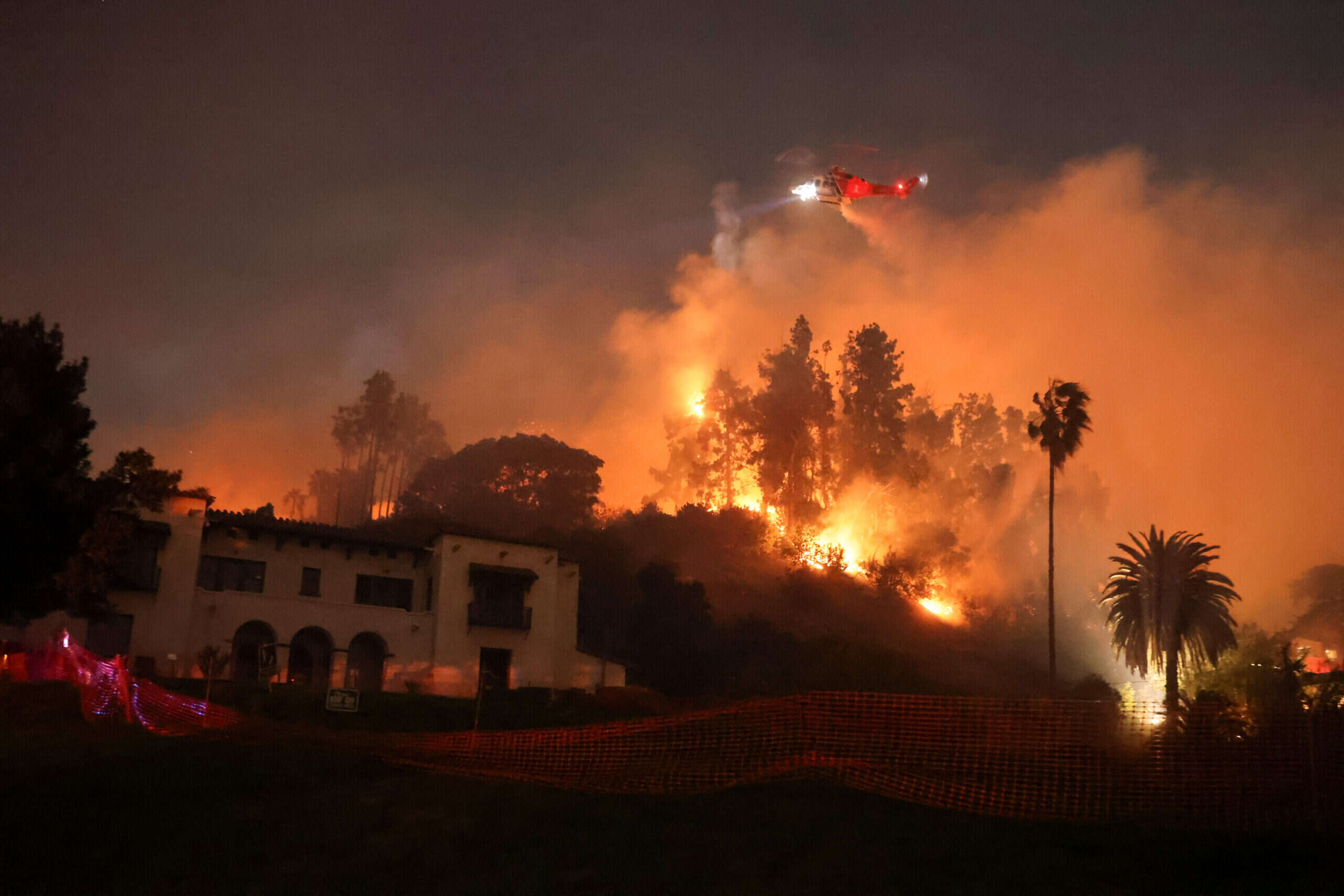 Beyonce, DiCaprio, Metalica y otros artistas donan millones para incendios de Los Ángeles