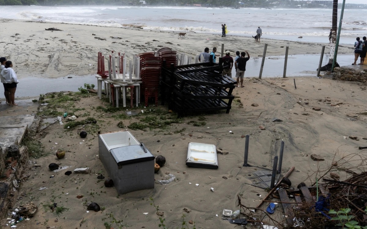Cancelan clases este viernes en Guerrero por huracán ‘Erick’