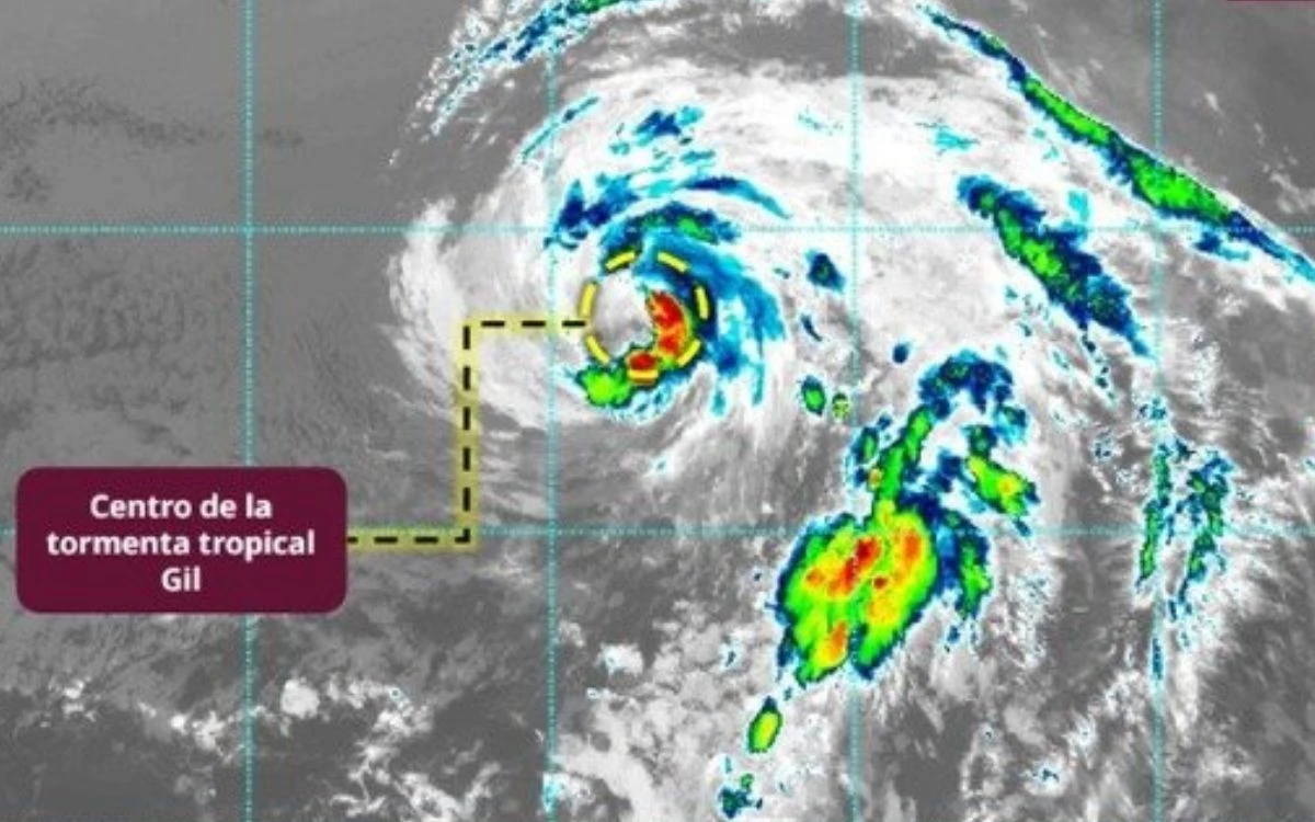 SMN | ‘Gil’ se degrada a tormenta tropical y se aleja del Pacífico sin causar peligro