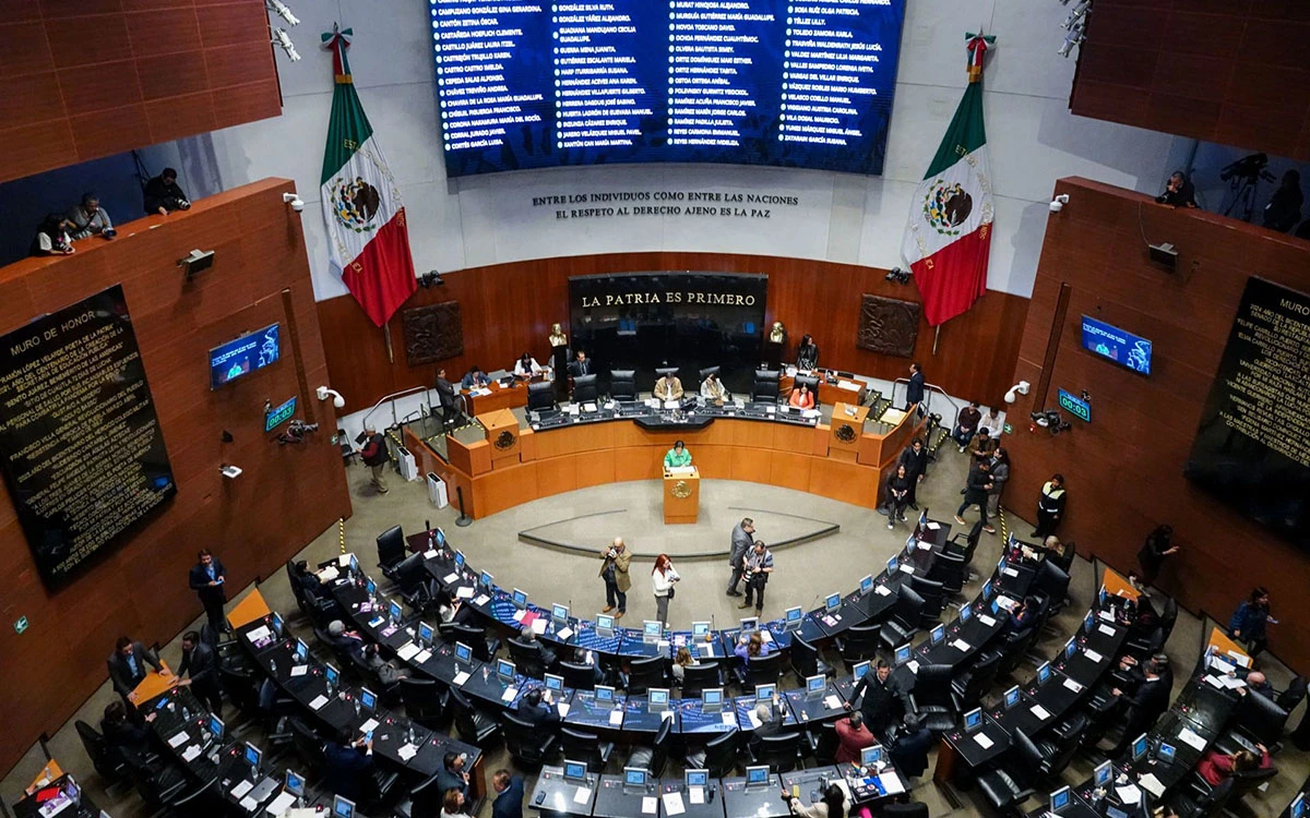 Senado abre convocatoria exprés para audiencias sobre reforma a Ley de Amparo