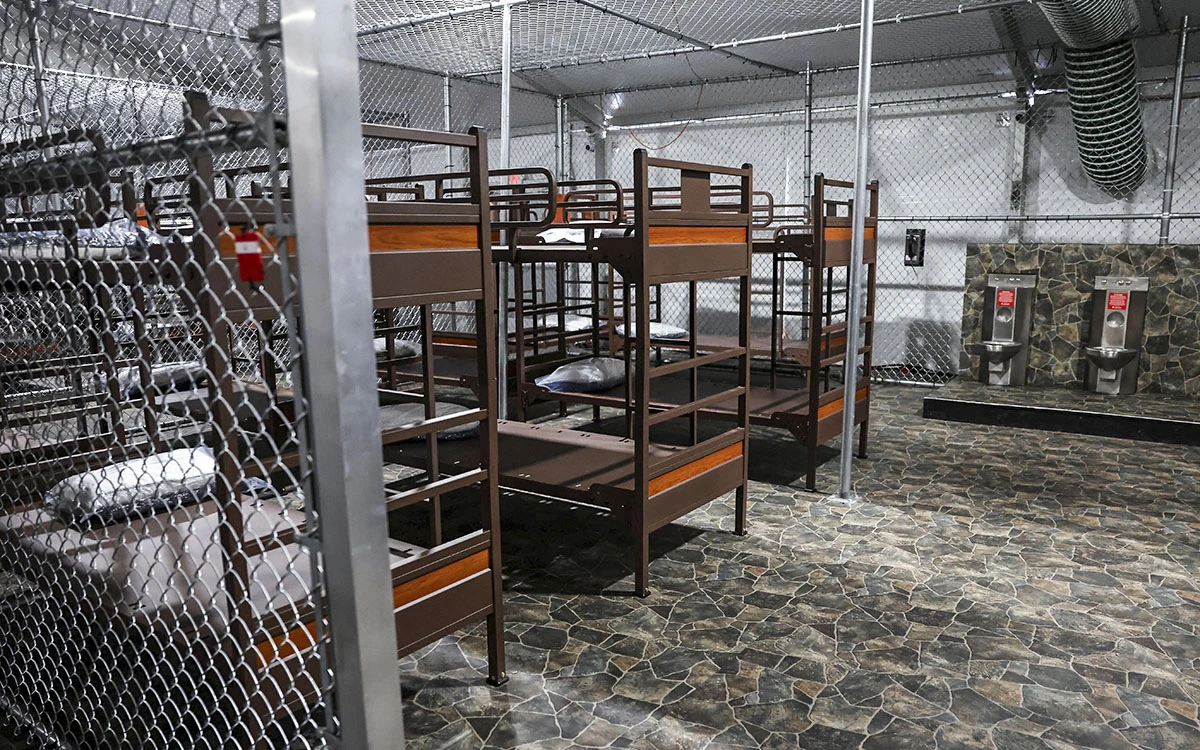 Hermanos detenidos en ‘Alligator Alcatraz’ regresan a México sin cargos: SRE