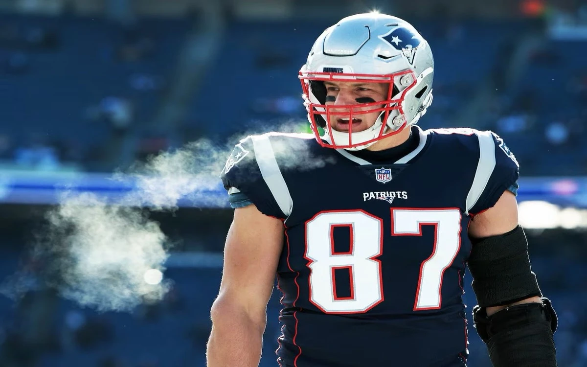 NFL: Firmará Gronk contrato de un día con Pats para anunciar su retiro | Video