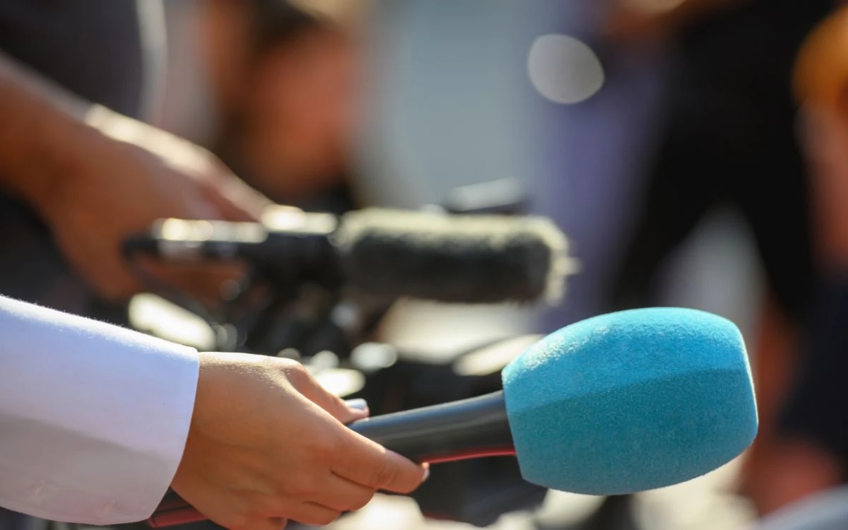 Abogados proponen reformas contra acoso judicial a periodistas y censura de “datos protegidos”