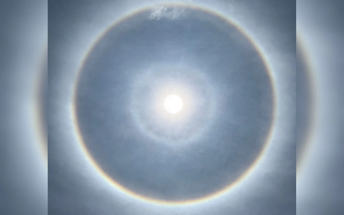 Galería | ¡Halo Solar sorprende a la CDMX!