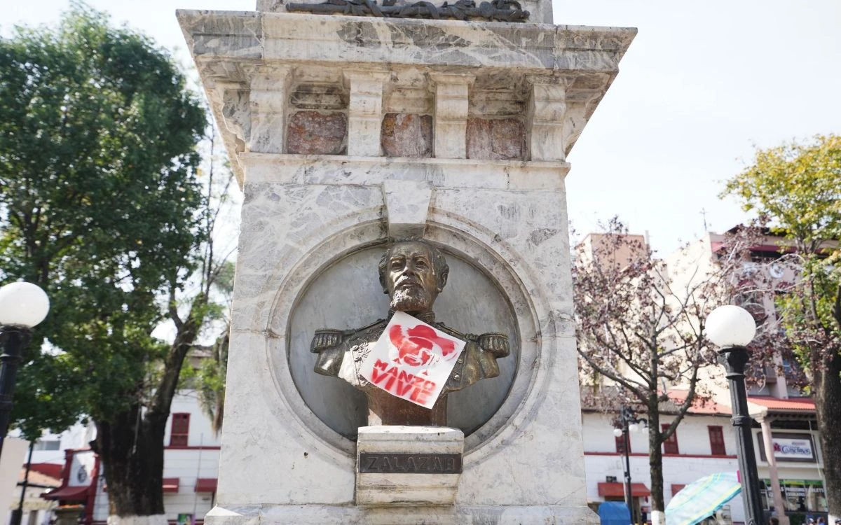 Cancelan por inseguridad desfile del 20 de noviembre en Uruapan