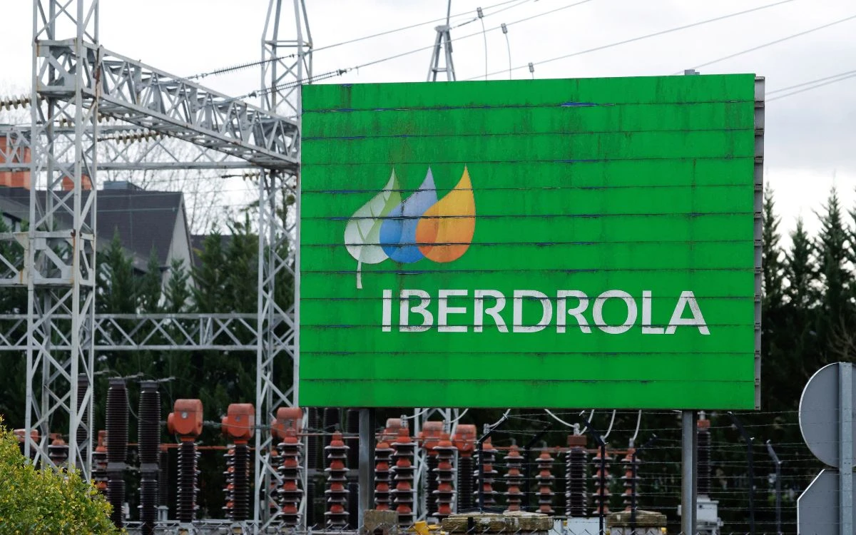 Cox compra activos de Iberdrola en México