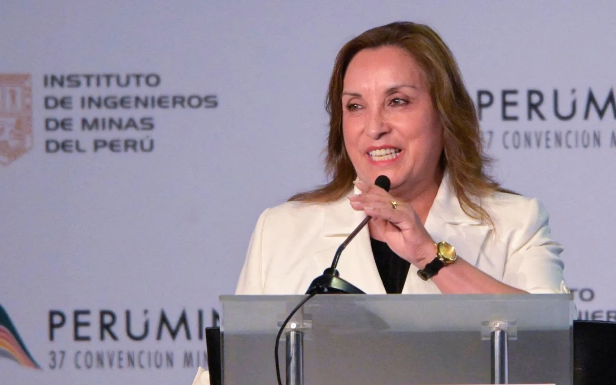 Crisis en Perú: siete presidentes en 9 años; abrupta destitución de Boluarte y presidente interino denunciado por violación
