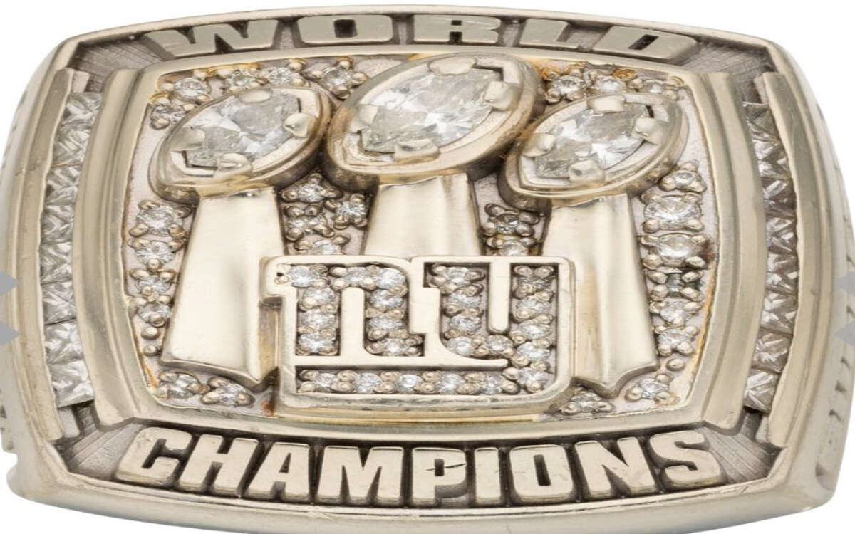 ¿En cuánto se vendió un anillo de campeón del Super Bowl XLII?